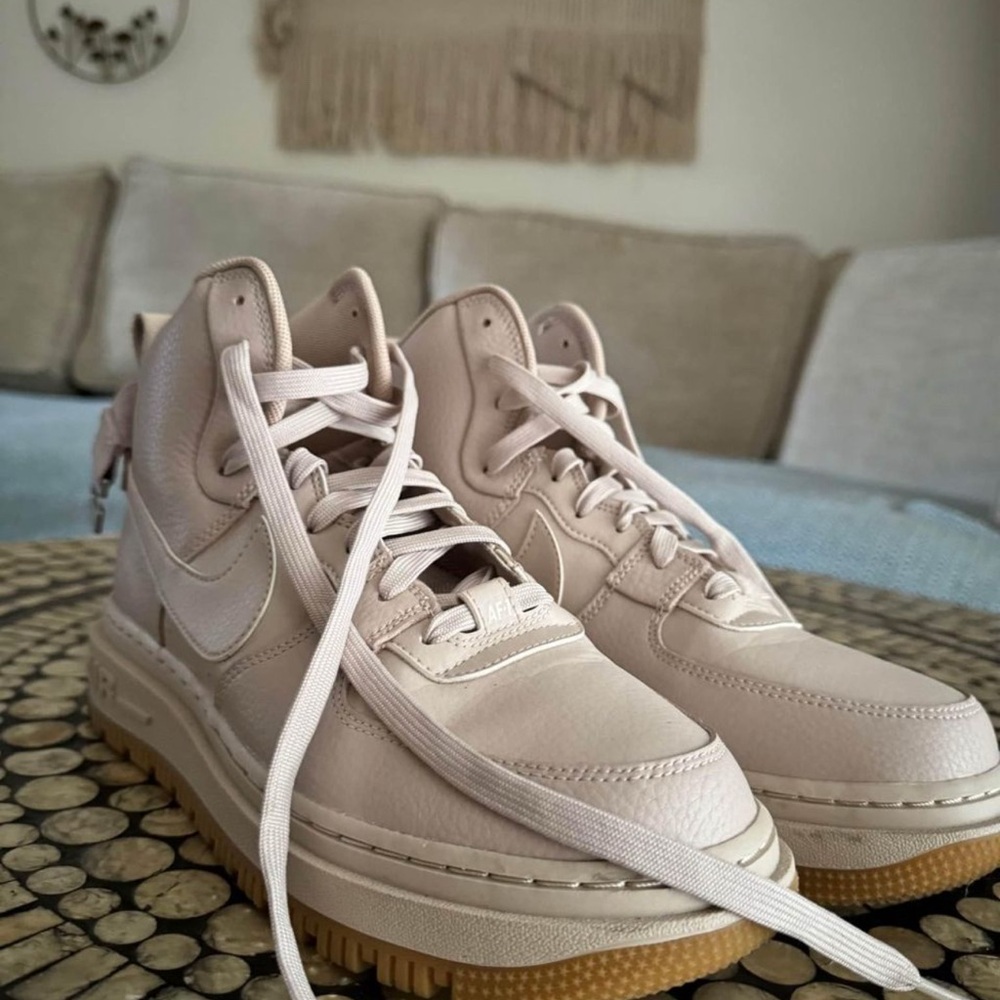 Women’s Nike Air Force 9